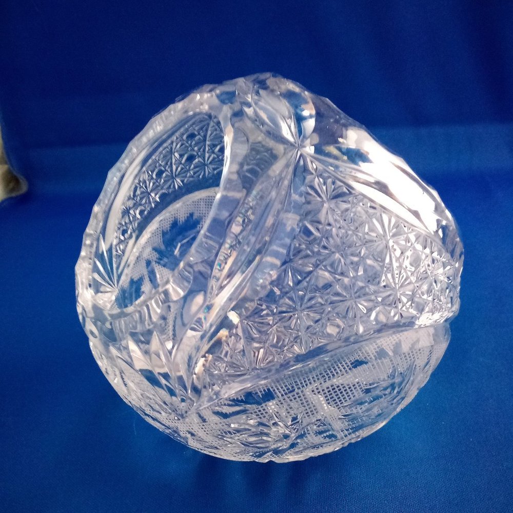Vintage cut crystal round basket vase rose bowl
